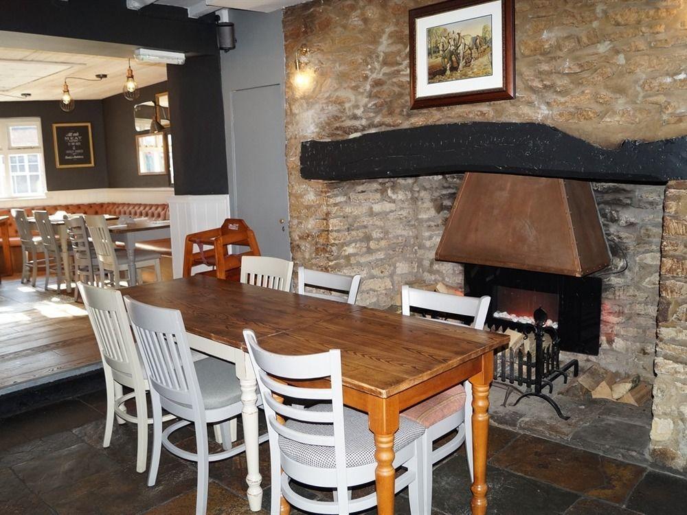 The Plough Bicester Exterior photo